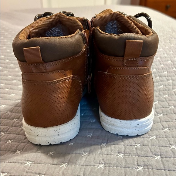 Sonoma Brown and White Boots with Lace-Up Design - Picture 4 of 6